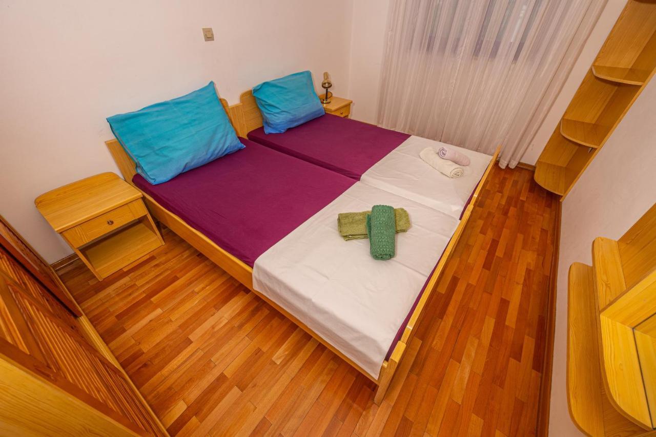 Apartments Francoise Цриквеница Экстерьер фото