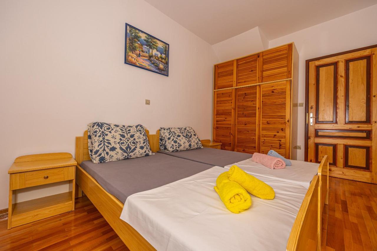 Apartments Francoise Цриквеница Экстерьер фото